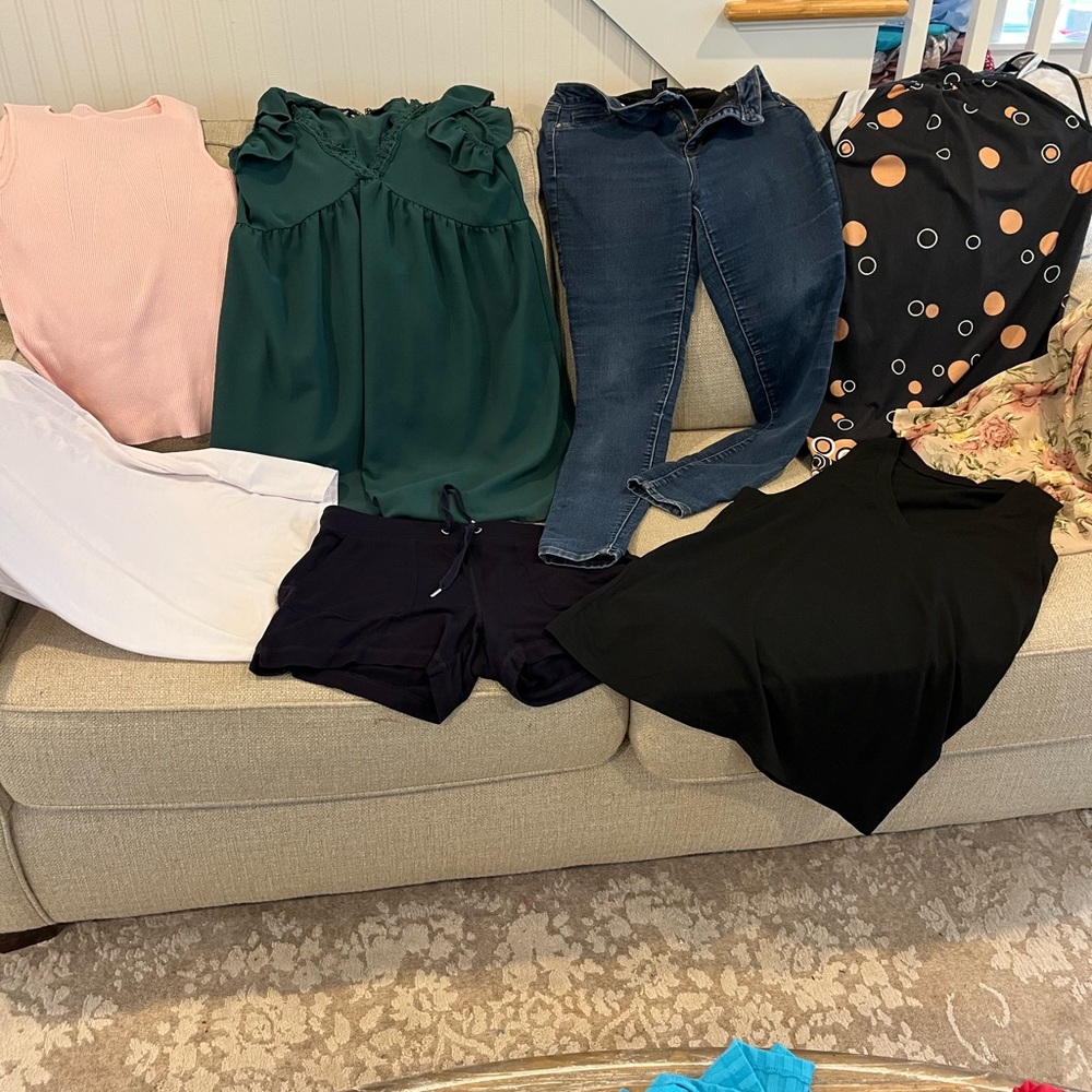Mixed Women's Clothing Bundle with Green Ruffled Top & Denim Size M
